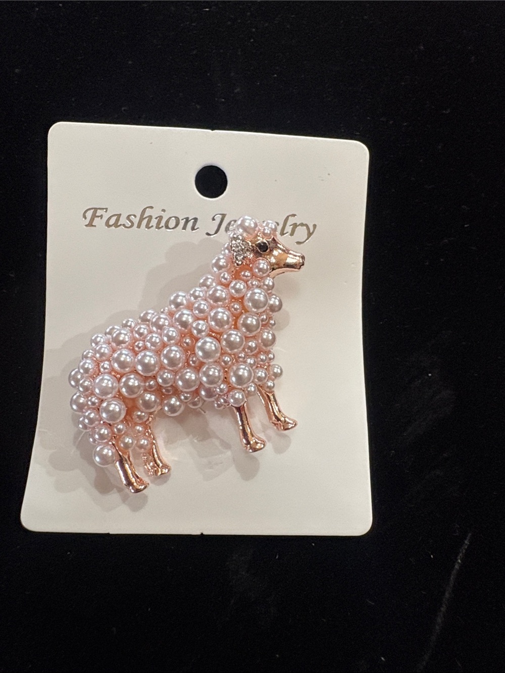 Fashion Jewelry Pink Pearl sheep Brooch with Gold Accents